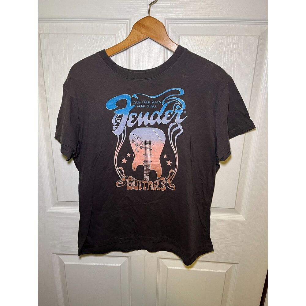 Fender Guitars Women’s Large Dark Gray Graphic Band Tee Rock N Roll T-Shirt